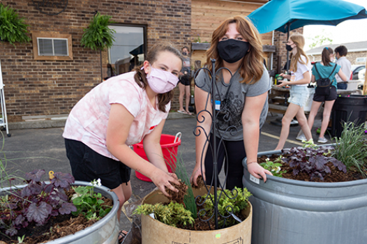 Local Teens Gain Green Thumbs During Gardening Week